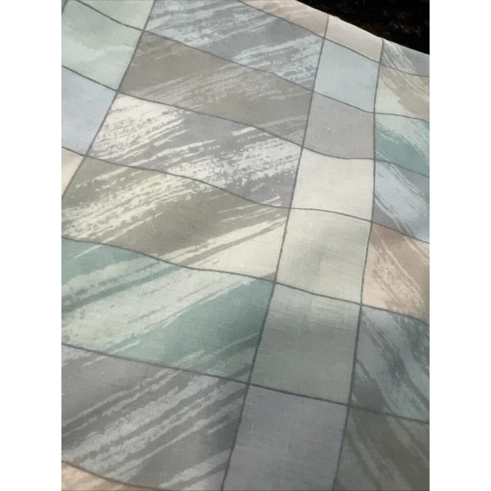 J.P. Stevens | Vintage King Sheet Set | Pastel Squares & Rectangles | 1980's